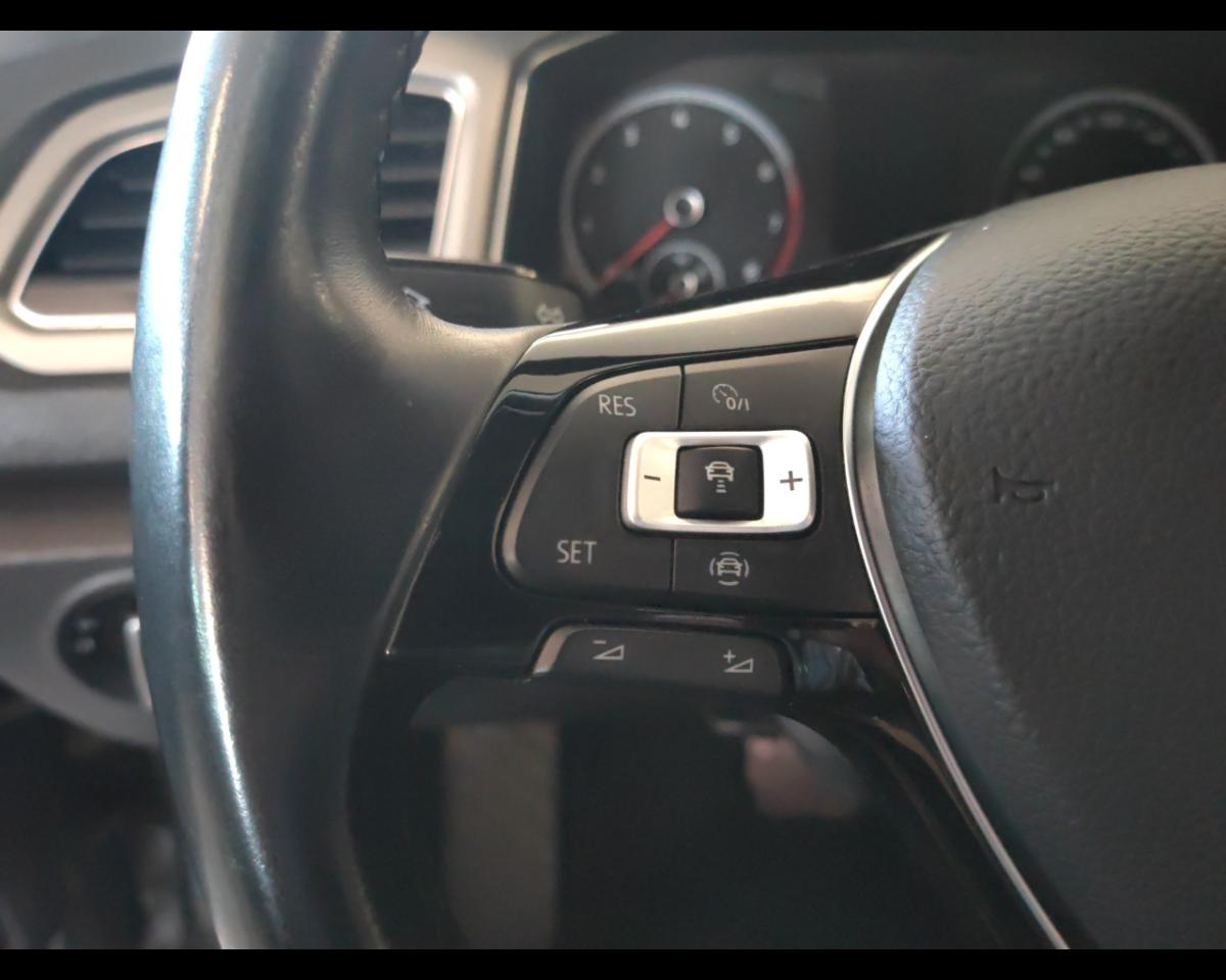 Volkswagen Volkswagen T-Roc usata 17