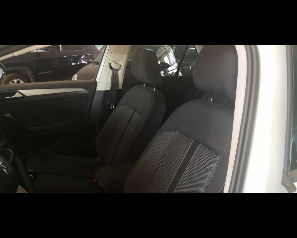 Volkswagen Volkswagen T-Roc usata, con navigatore