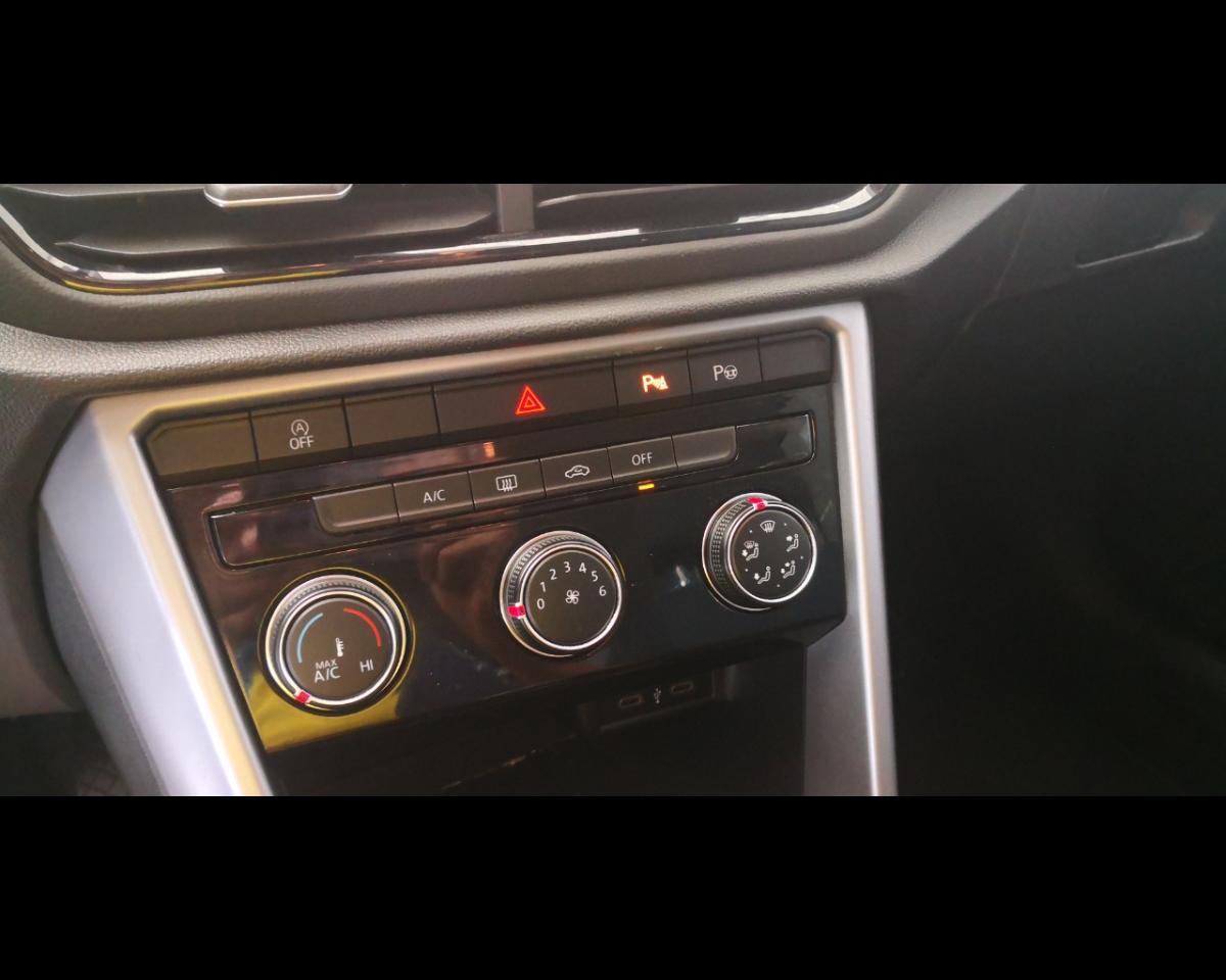 Volkswagen Volkswagen T-Roc usata 18