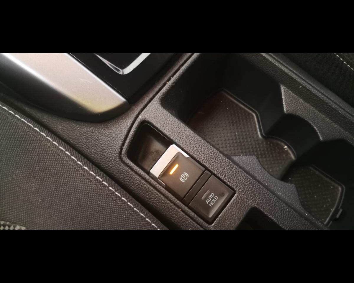 Volkswagen Volkswagen T-Roc usata 20