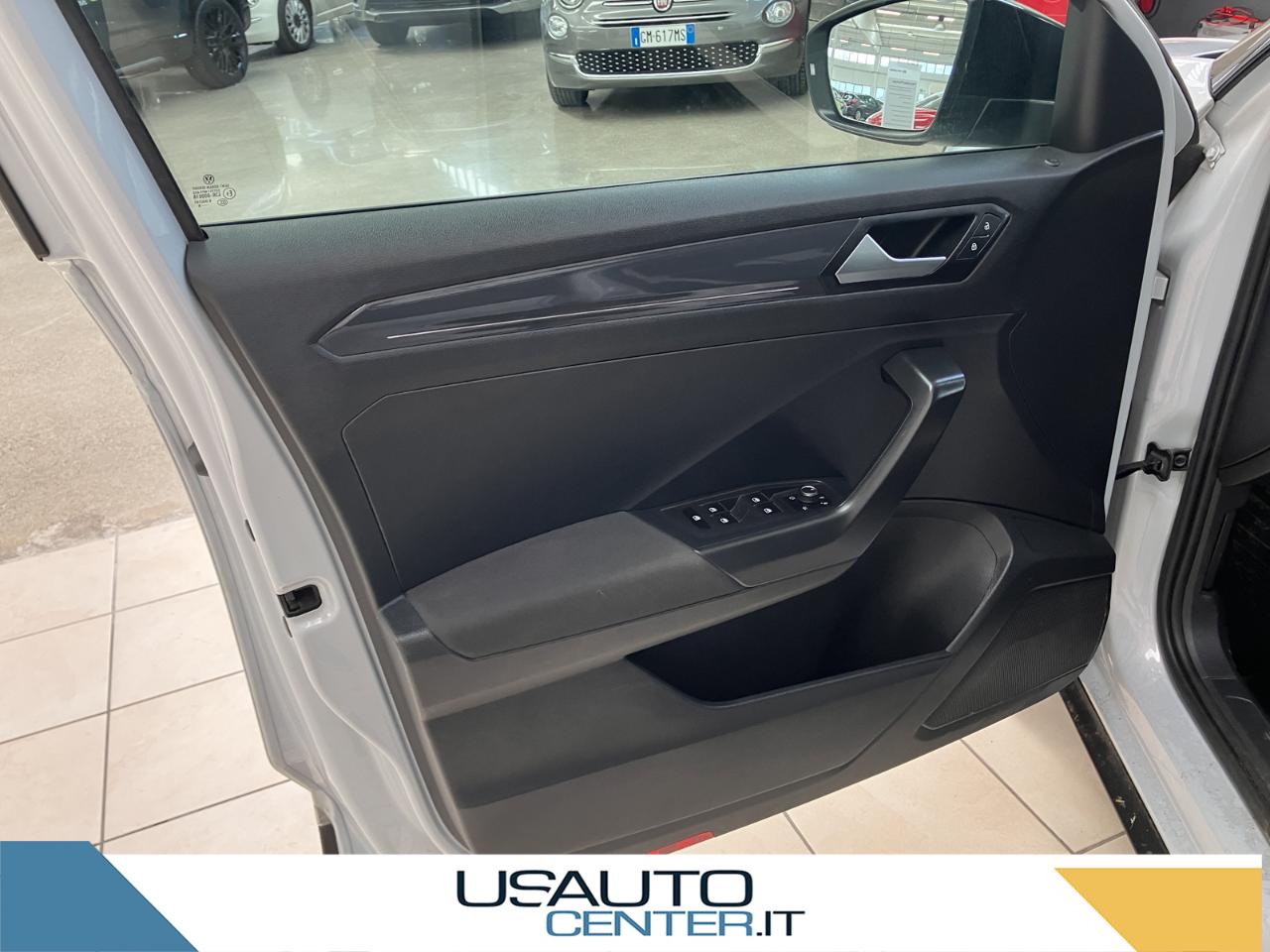 Volkswagen Volkswagen T-Roc usata, con servo sterzo