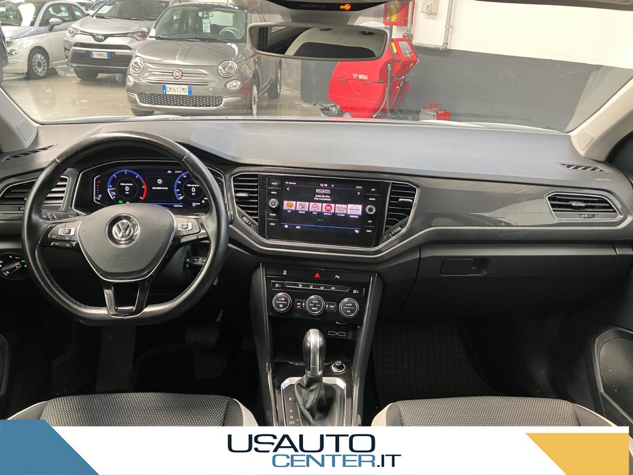 Volkswagen Volkswagen T-Roc usata 13