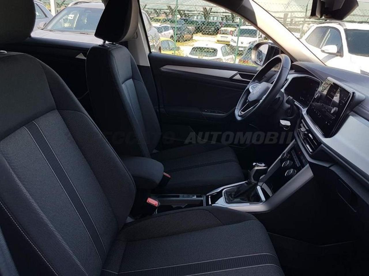 Volkswagen Volkswagen T-Roc usata 16
