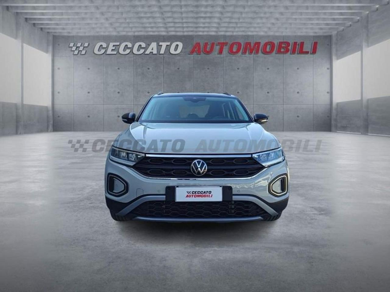 Volkswagen Volkswagen T-Roc usata 18