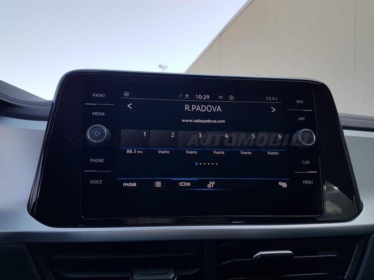 Volkswagen Volkswagen T-Roc usata 23