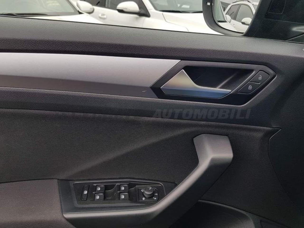 Volkswagen Volkswagen T-Roc usata, con chiusura centralizzata