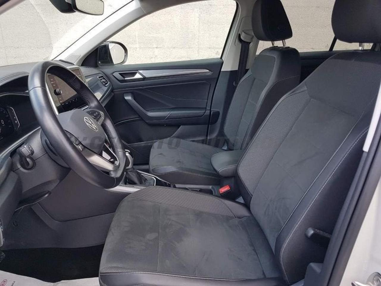 Volkswagen Volkswagen T-Roc usata, con cerchi in lega