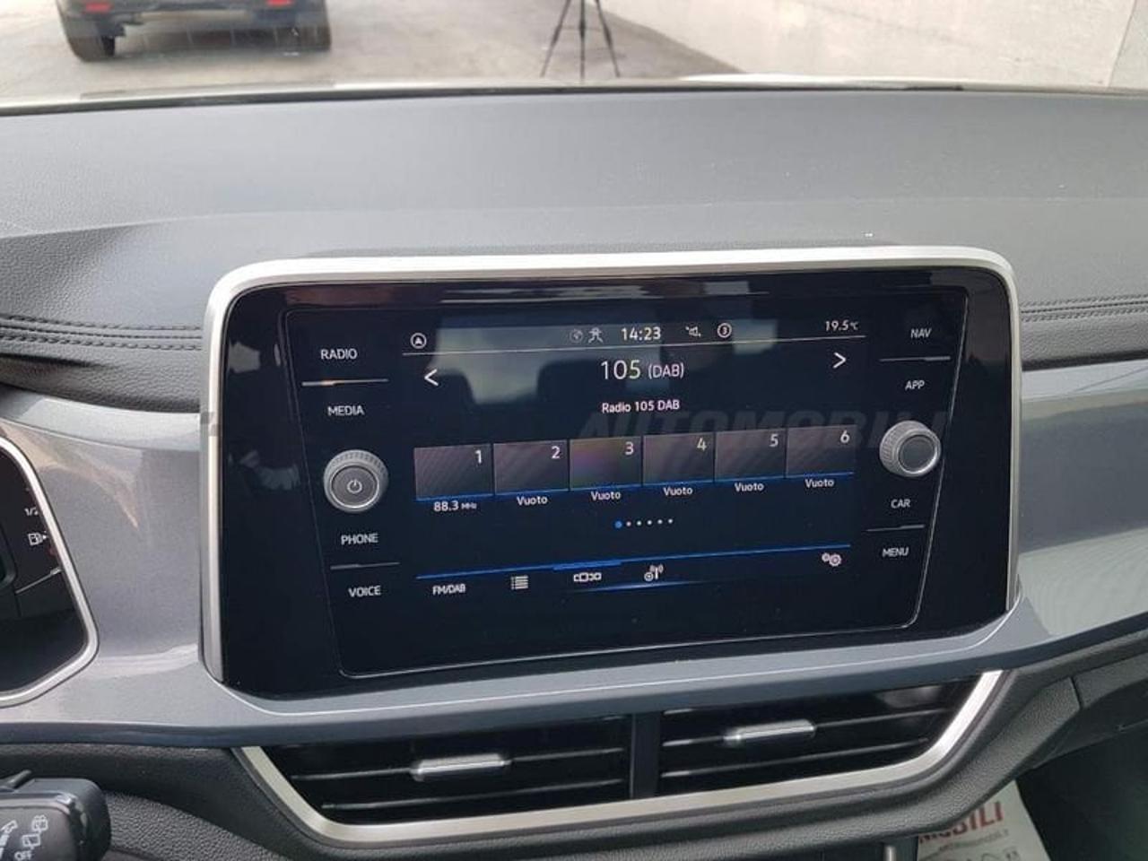 Volkswagen Volkswagen T-Roc usata 16