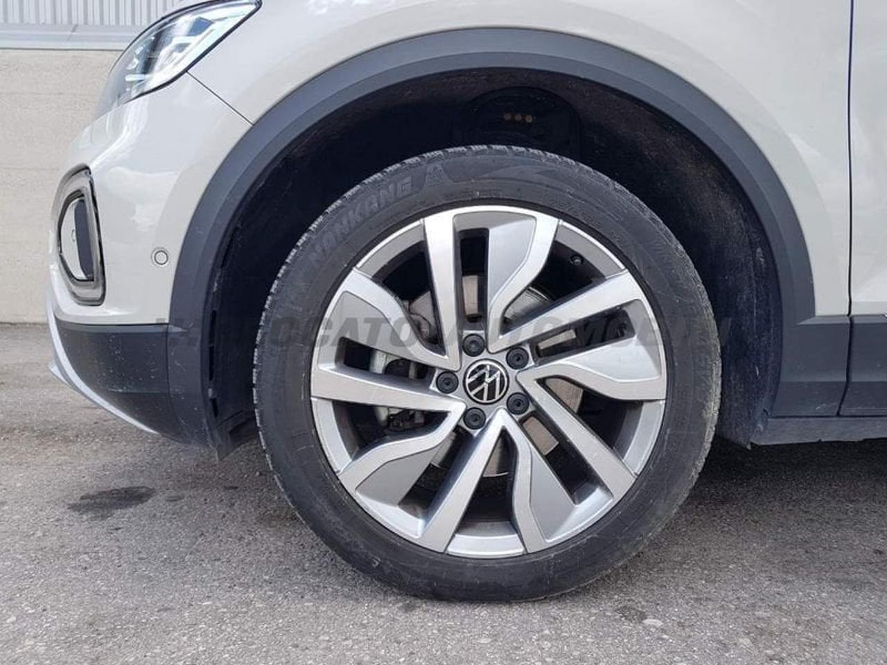 Volkswagen Volkswagen T-Roc usata 21