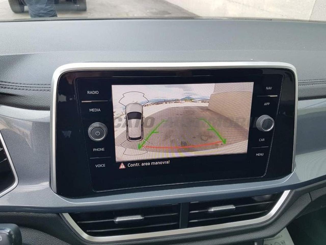 Volkswagen Volkswagen T-Roc usata 24