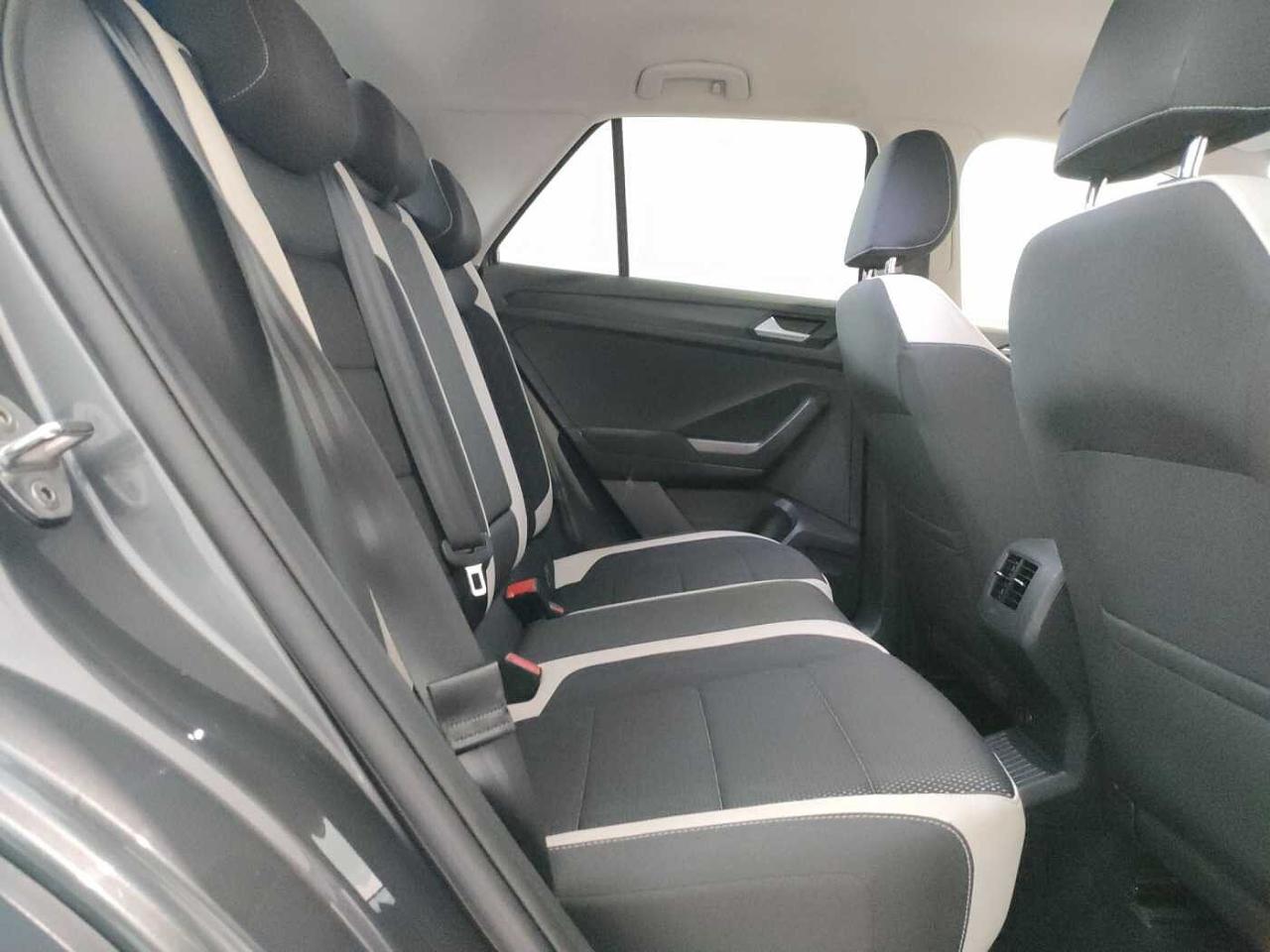 Volkswagen Volkswagen T-Roc usata, con 5 sedili