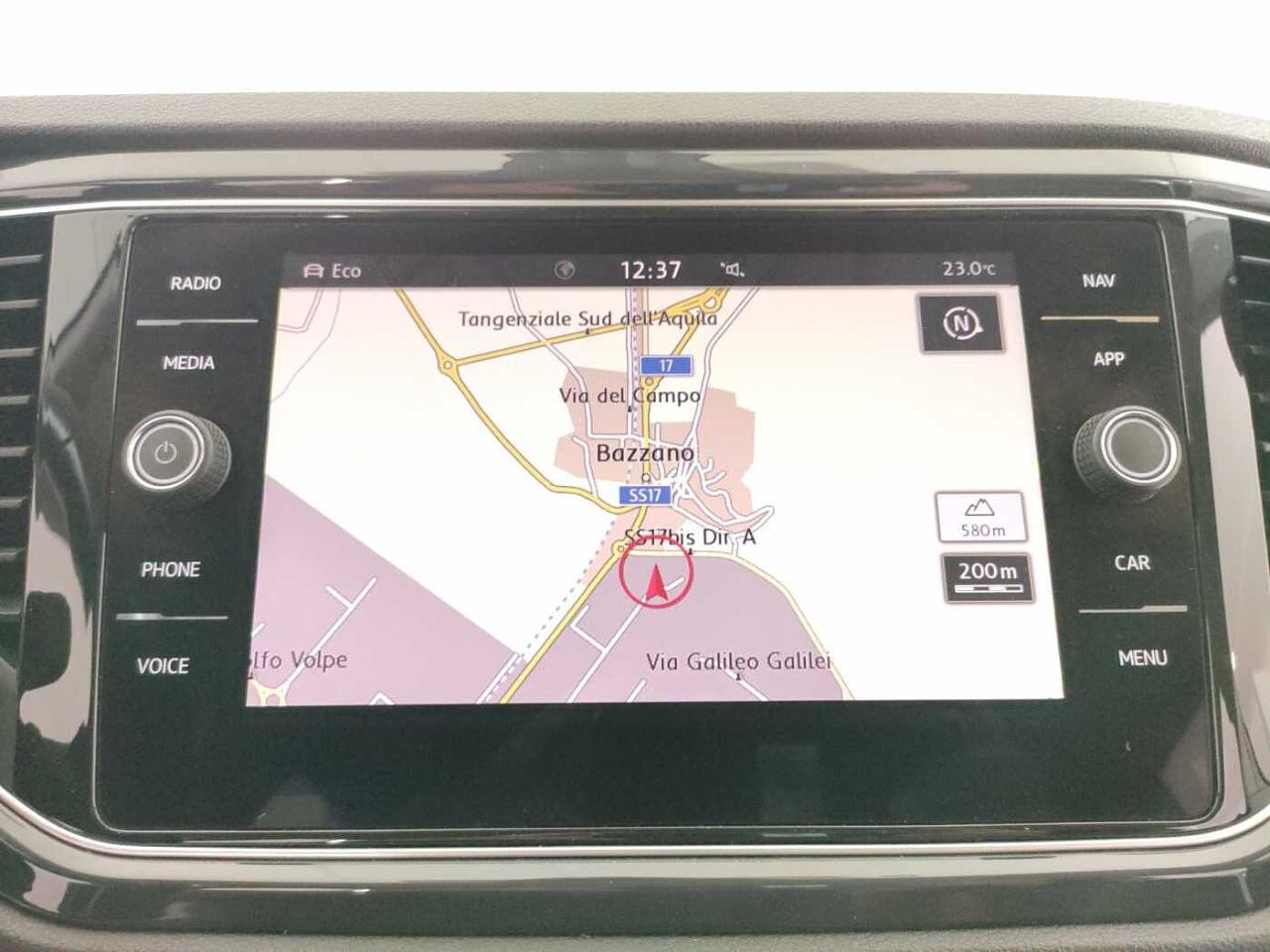 Volkswagen Volkswagen T-Roc usata, con active info display / cruscotto digitale personalizzabile