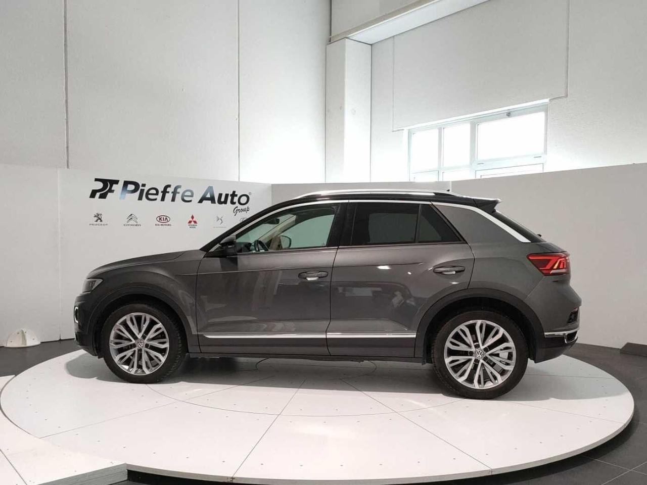 Volkswagen Volkswagen T-Roc usata, con airbag guida e passeggero con sist disattiv. airbag passeggero