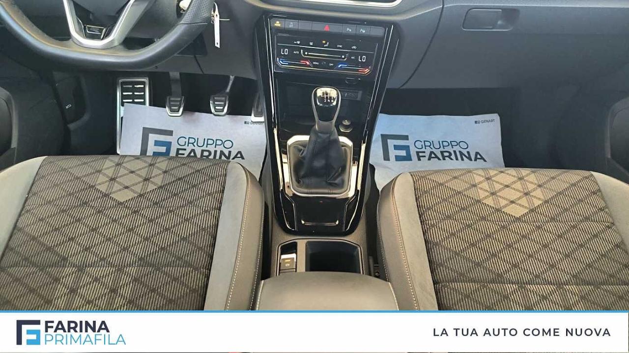 Volkswagen Volkswagen T-Roc usata, con bracciolo porta oggetti