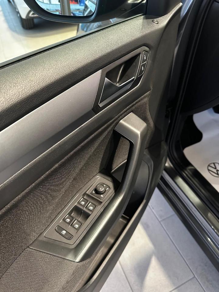 Volkswagen Volkswagen T-Roc usata, con esp