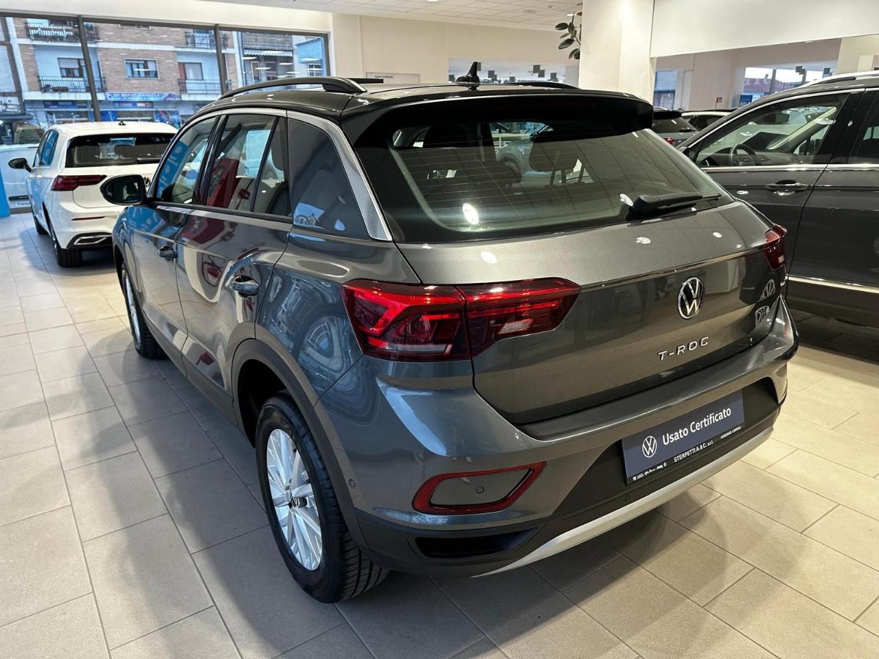 Volkswagen Volkswagen T-Roc usata 10