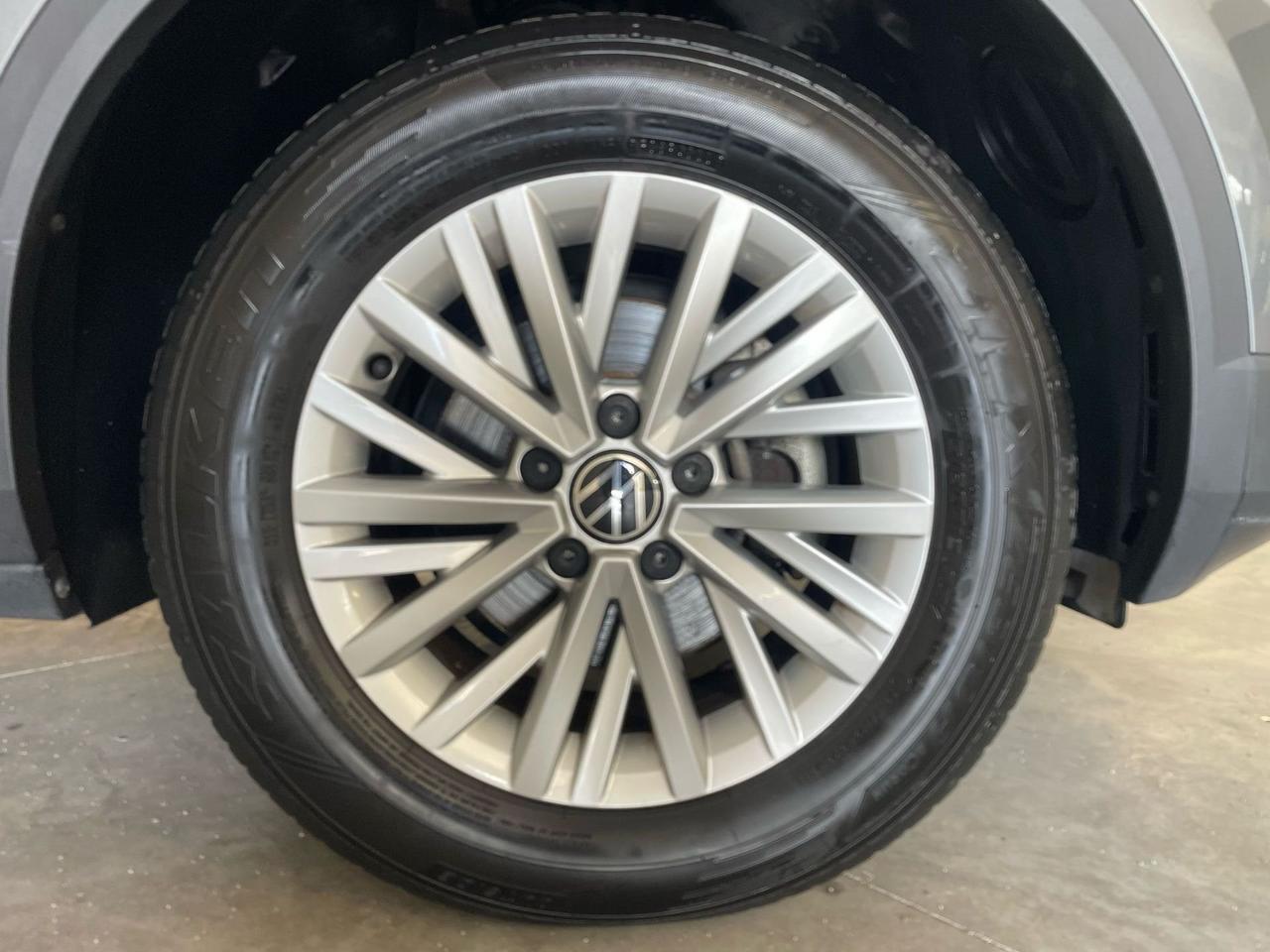 Volkswagen Volkswagen T-Roc usata 13