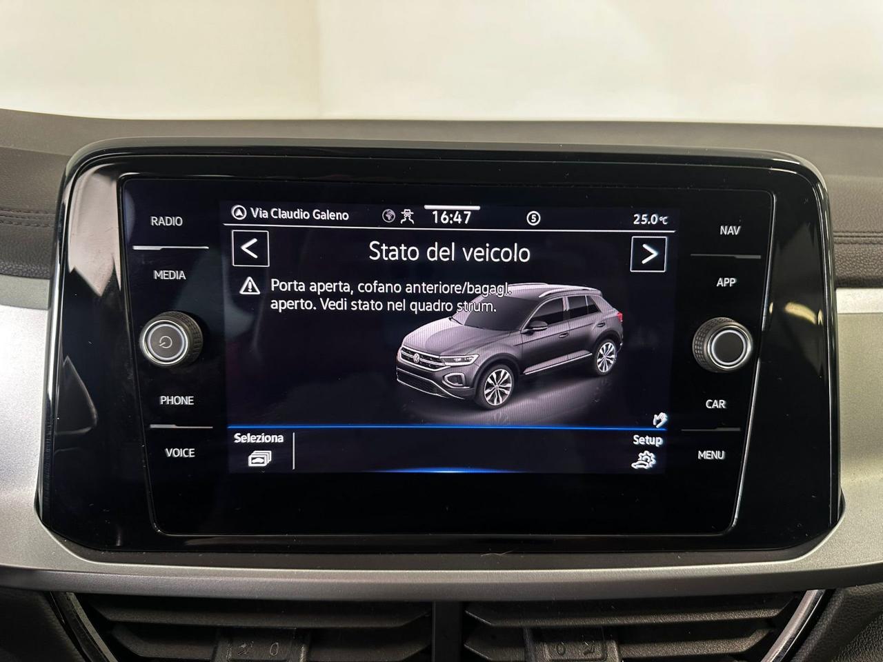 Volkswagen Volkswagen T-Roc usata, con navigatore