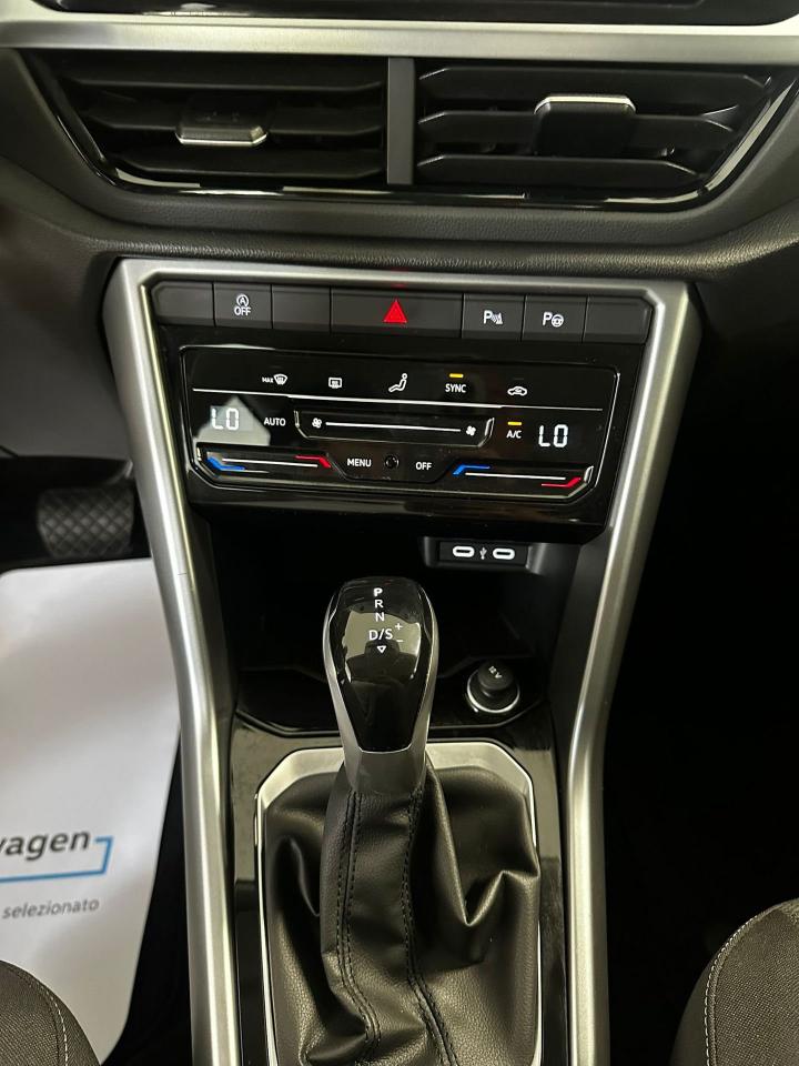 Volkswagen Volkswagen T-Roc usata, con servo sterzo
