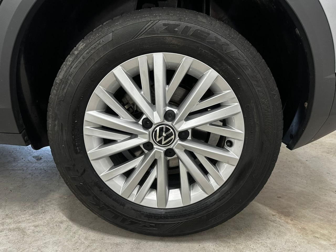 Volkswagen Volkswagen T-Roc usata 13