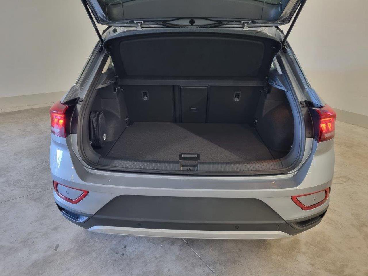 Volkswagen Volkswagen T-Roc usata 14
