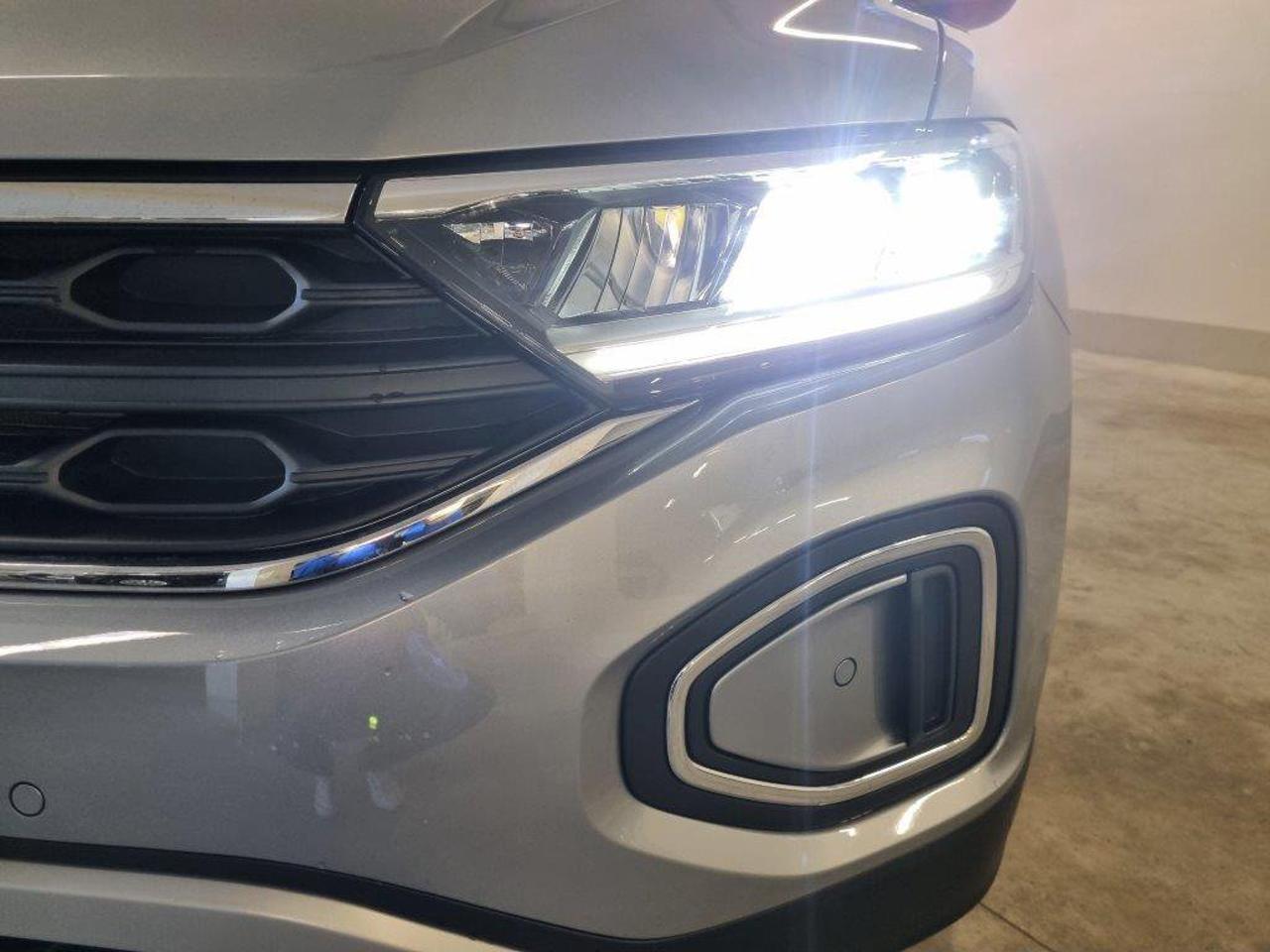 Volkswagen Volkswagen T-Roc usata 16