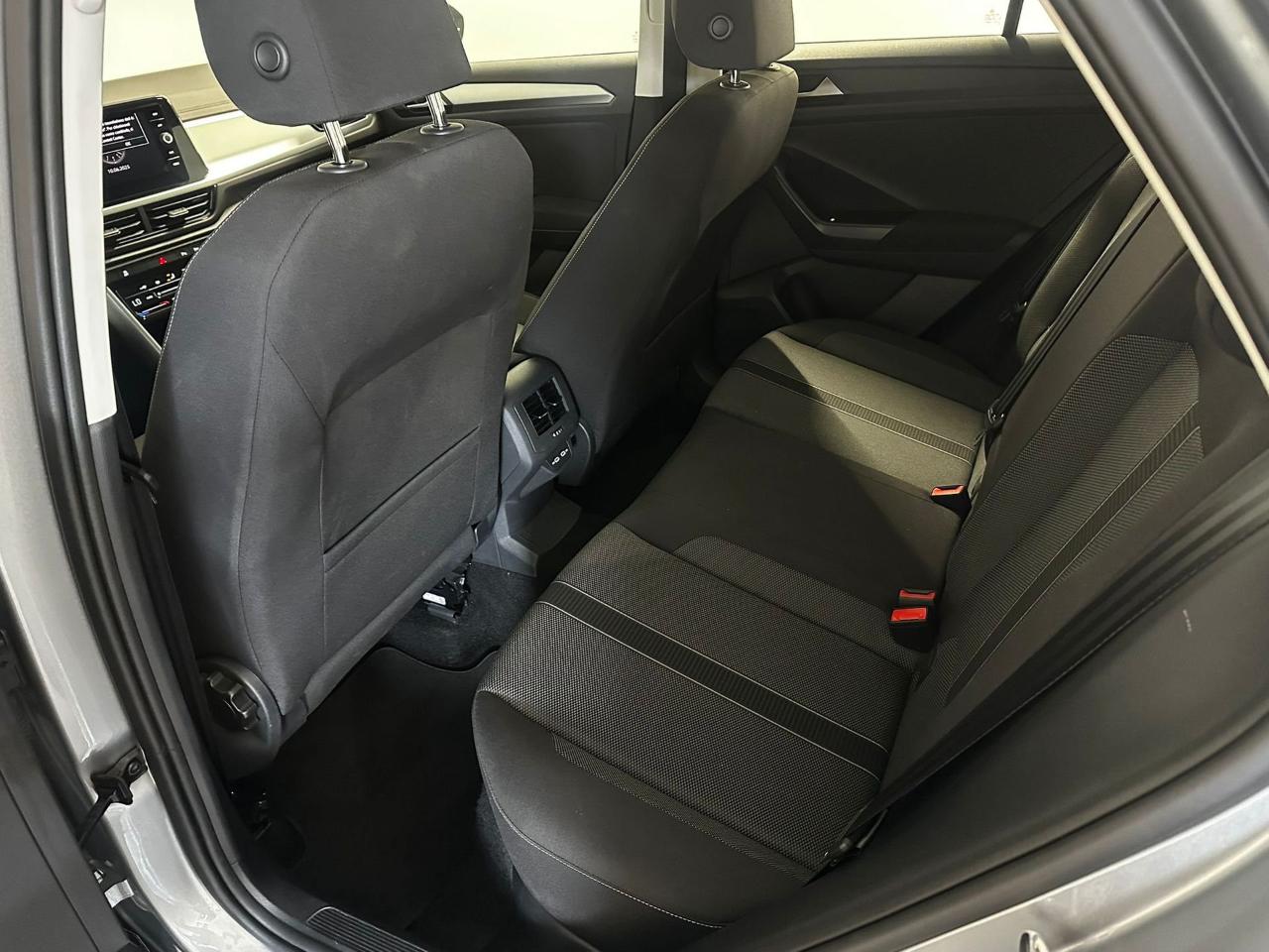 Volkswagen Volkswagen T-Roc usata, con alzacristalli elettrici