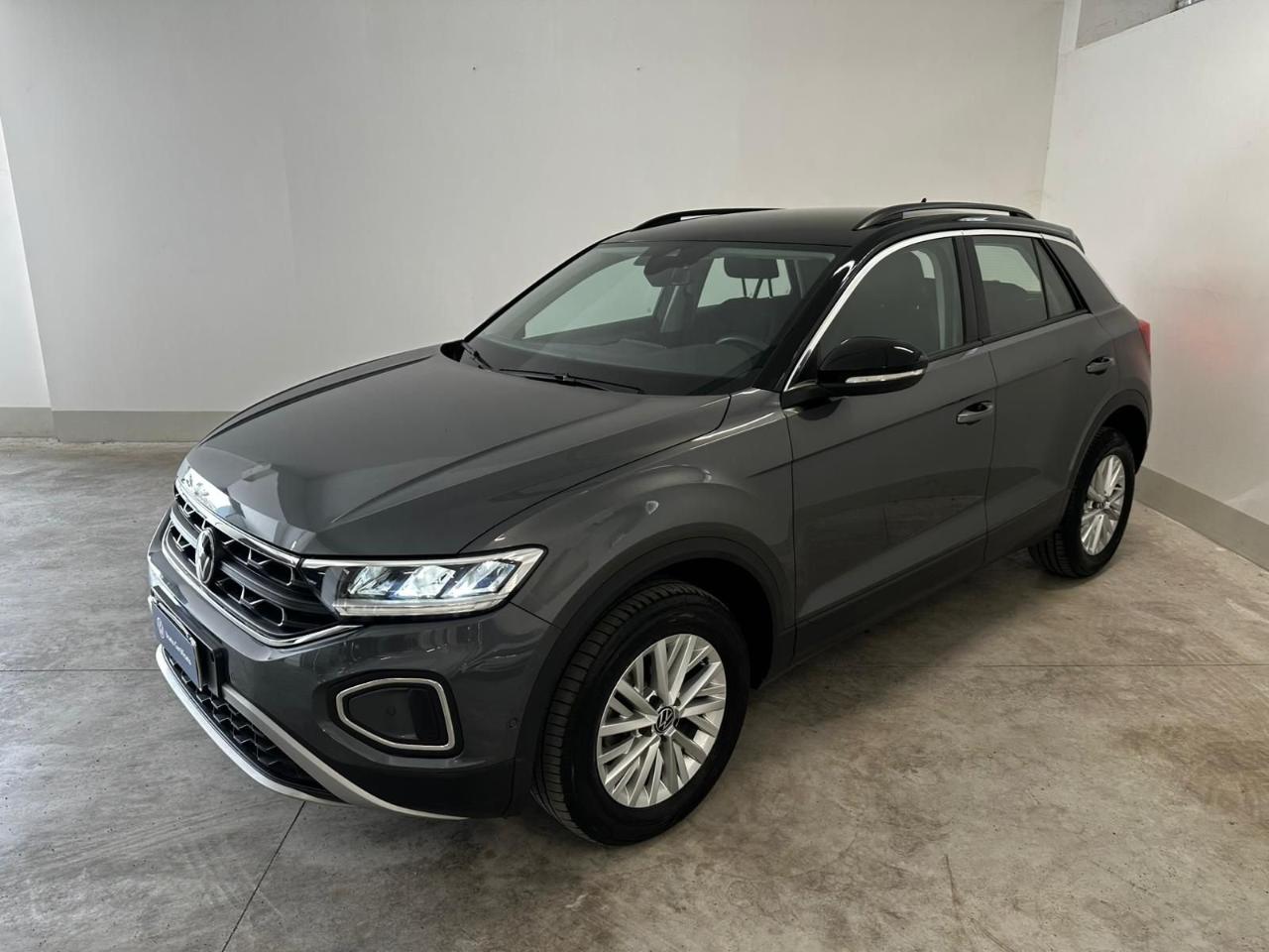 Volkswagen Volkswagen T-Roc usata 10