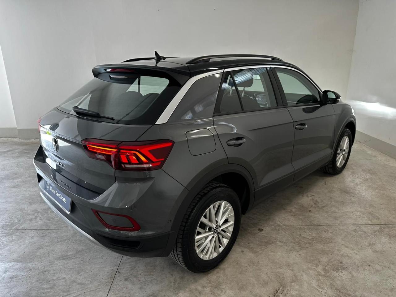 Volkswagen Volkswagen T-Roc usata 14