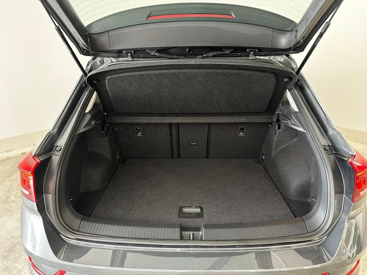 Volkswagen Volkswagen T-Roc usata 15