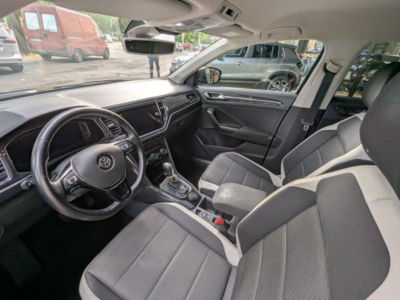 Volkswagen Volkswagen T-Roc usata, con cerchi in lega