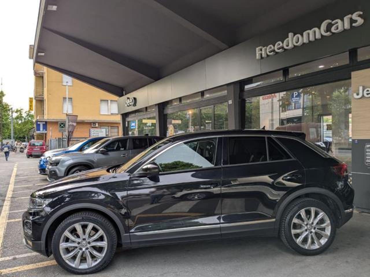 Volkswagen Volkswagen T-Roc usata 12