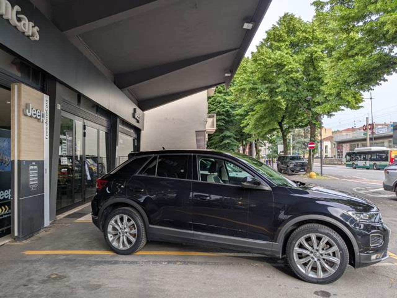 Volkswagen Volkswagen T-Roc usata 15