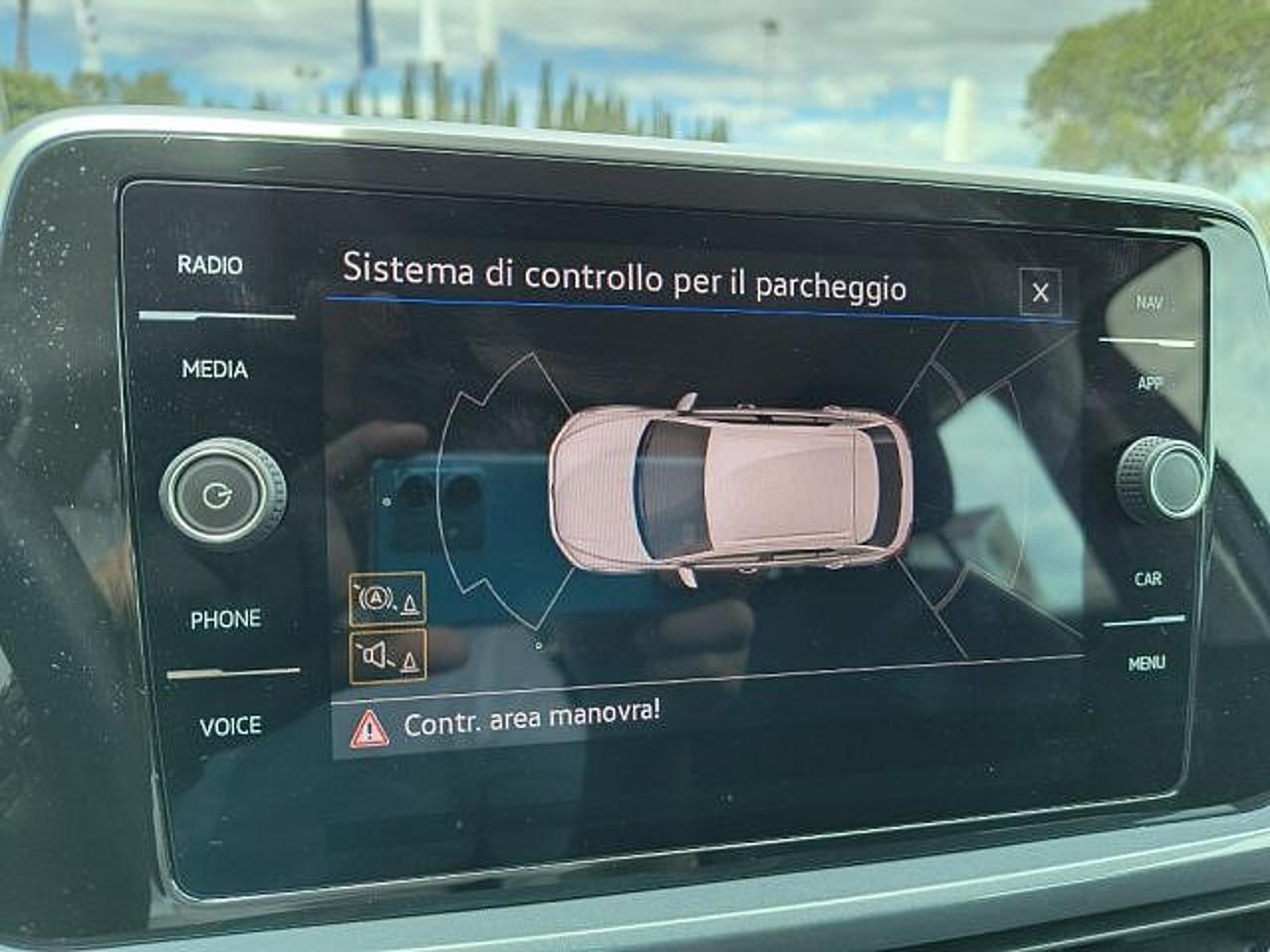 Volkswagen Volkswagen T-Roc usata 9