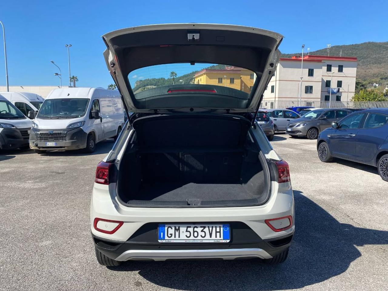 Volkswagen Volkswagen T-Roc usata 2