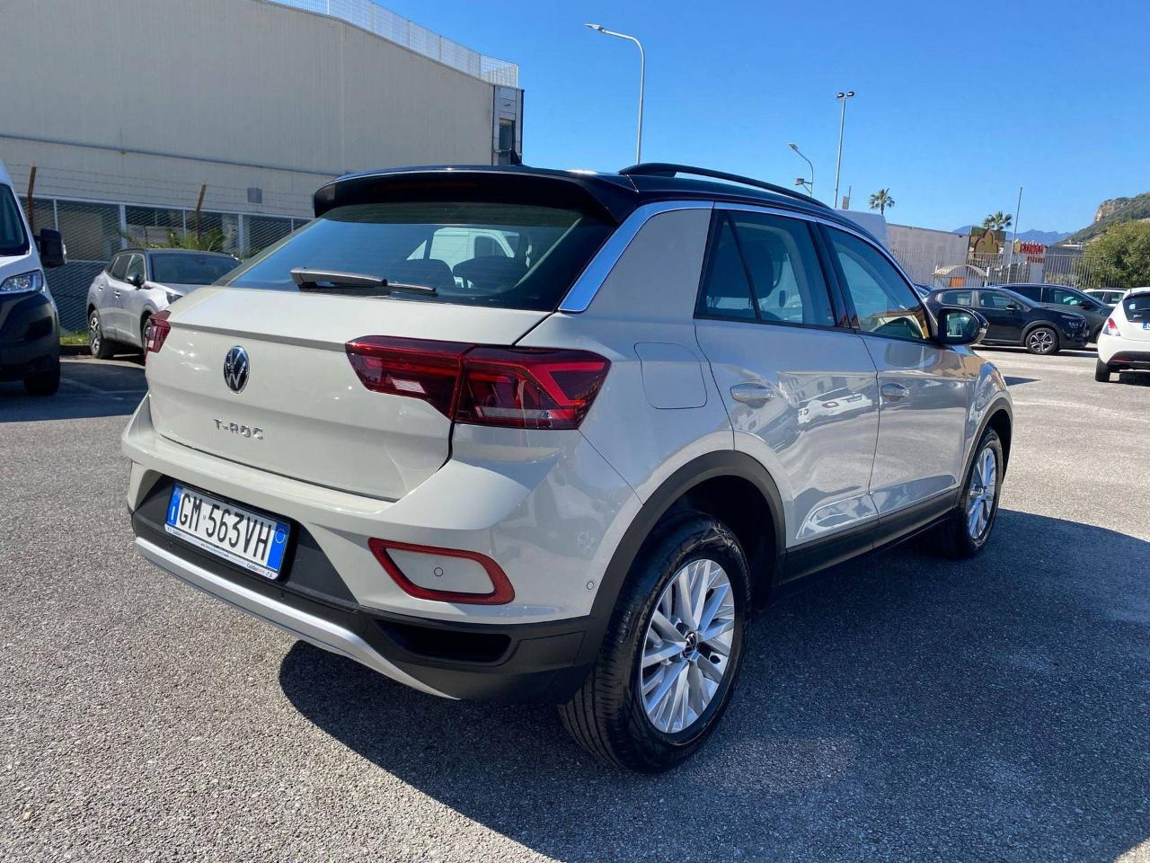 Volkswagen Volkswagen T-Roc usata 9