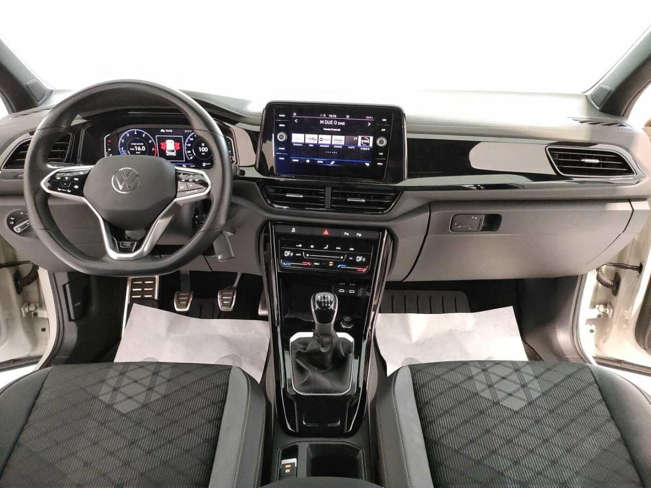Volkswagen Volkswagen T-Roc usata, con 5000