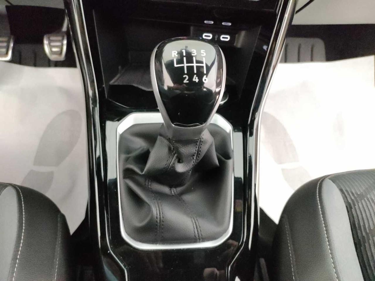 Volkswagen Volkswagen T-Roc usata, con airbag a tendina anteriori e posteriori ed airbag laterali anteriori