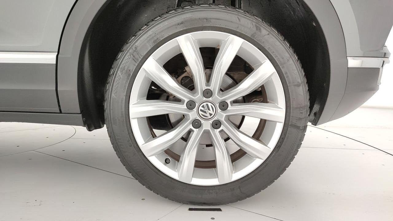 Volkswagen Volkswagen T-Roc usata, con Caricabatterie di bordo da 7,4 kW