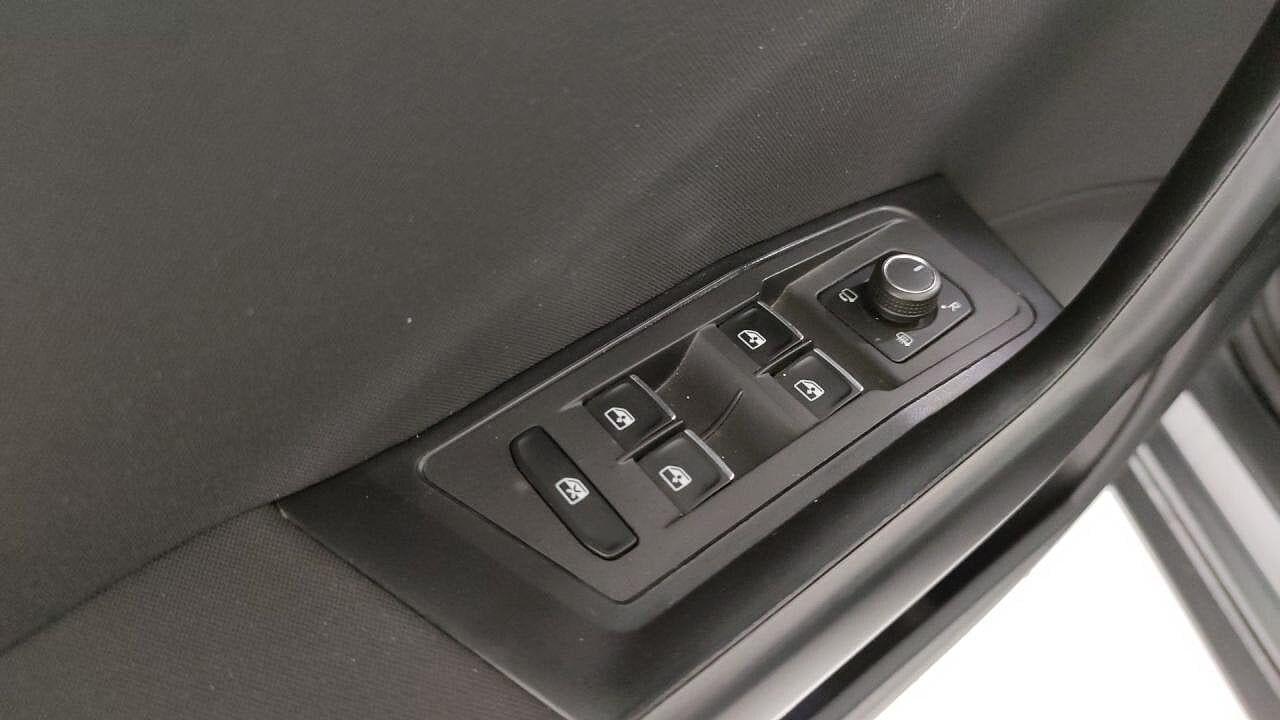 Volkswagen Volkswagen T-Roc usata, con Tettuccio apribile