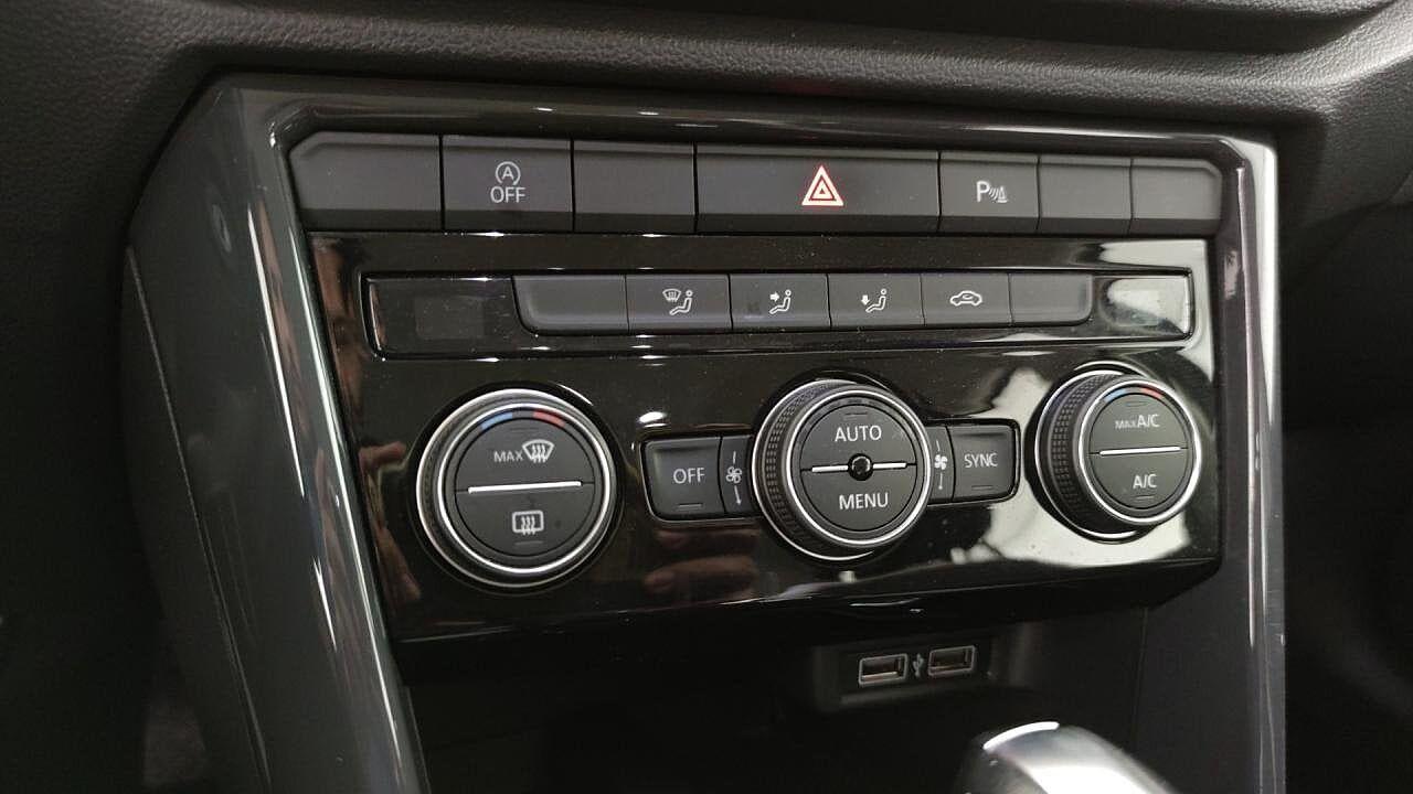 Volkswagen Volkswagen T-Roc usata 16