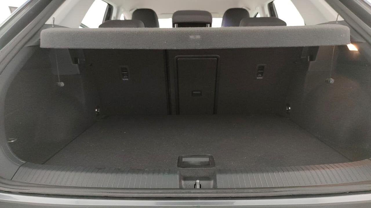 Volkswagen Volkswagen T-Roc usata 18