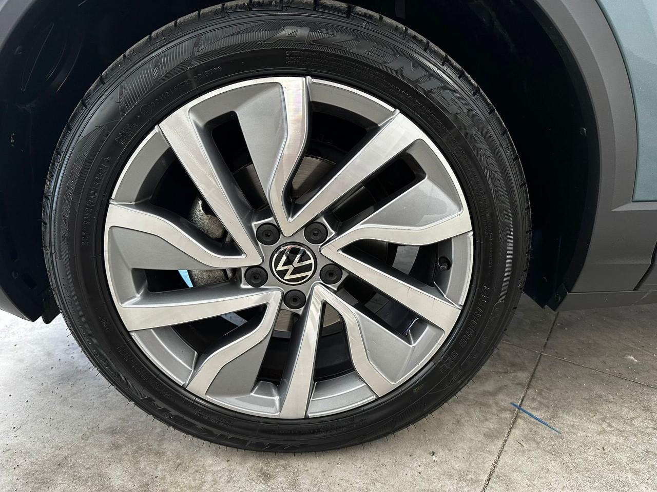 Volkswagen Volkswagen T-Roc usata 17