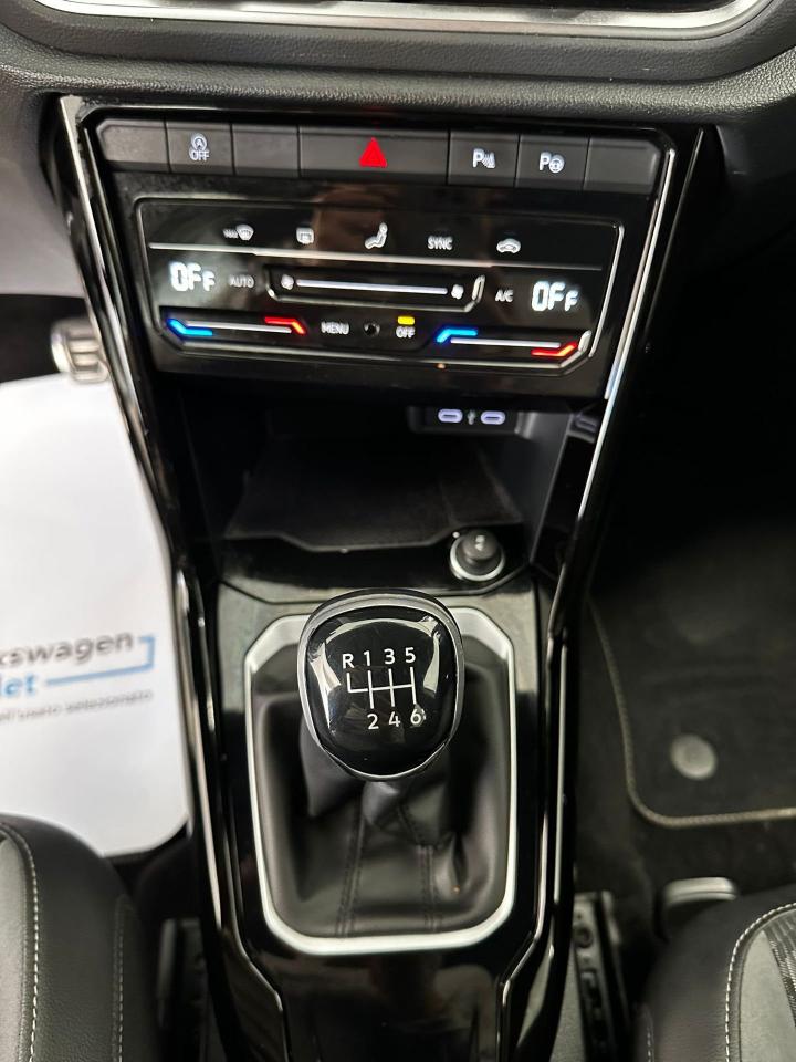 Volkswagen Volkswagen T-Roc usata 9