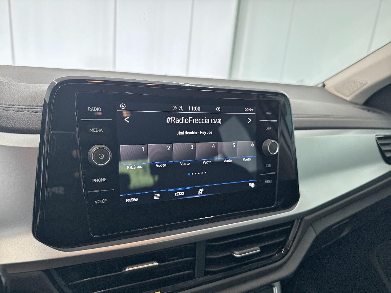 Volkswagen Volkswagen T-Roc usata, con airbags 6