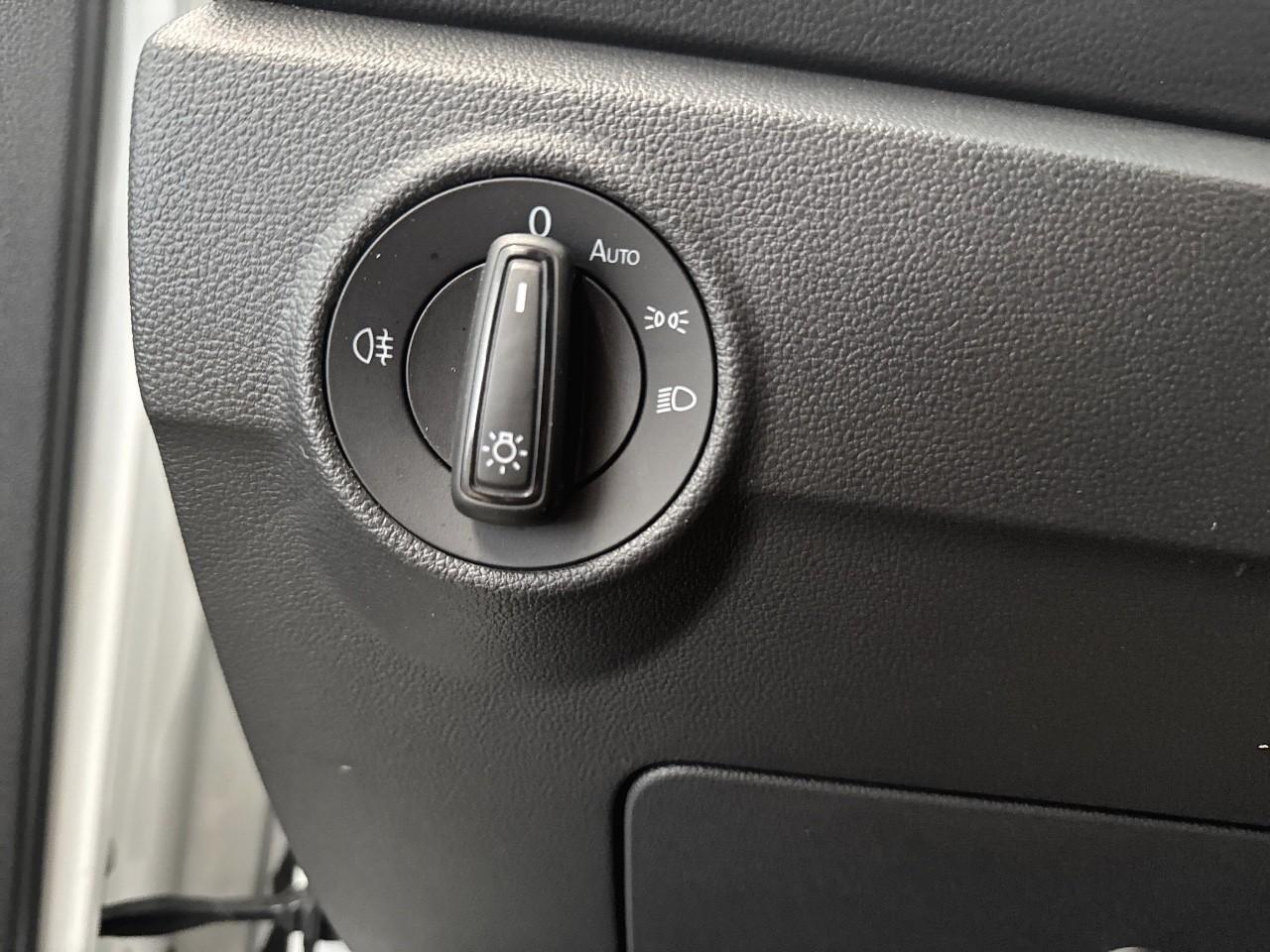 Volkswagen Volkswagen T-Roc usata, con avviso superamento corsia attivazione sterzo