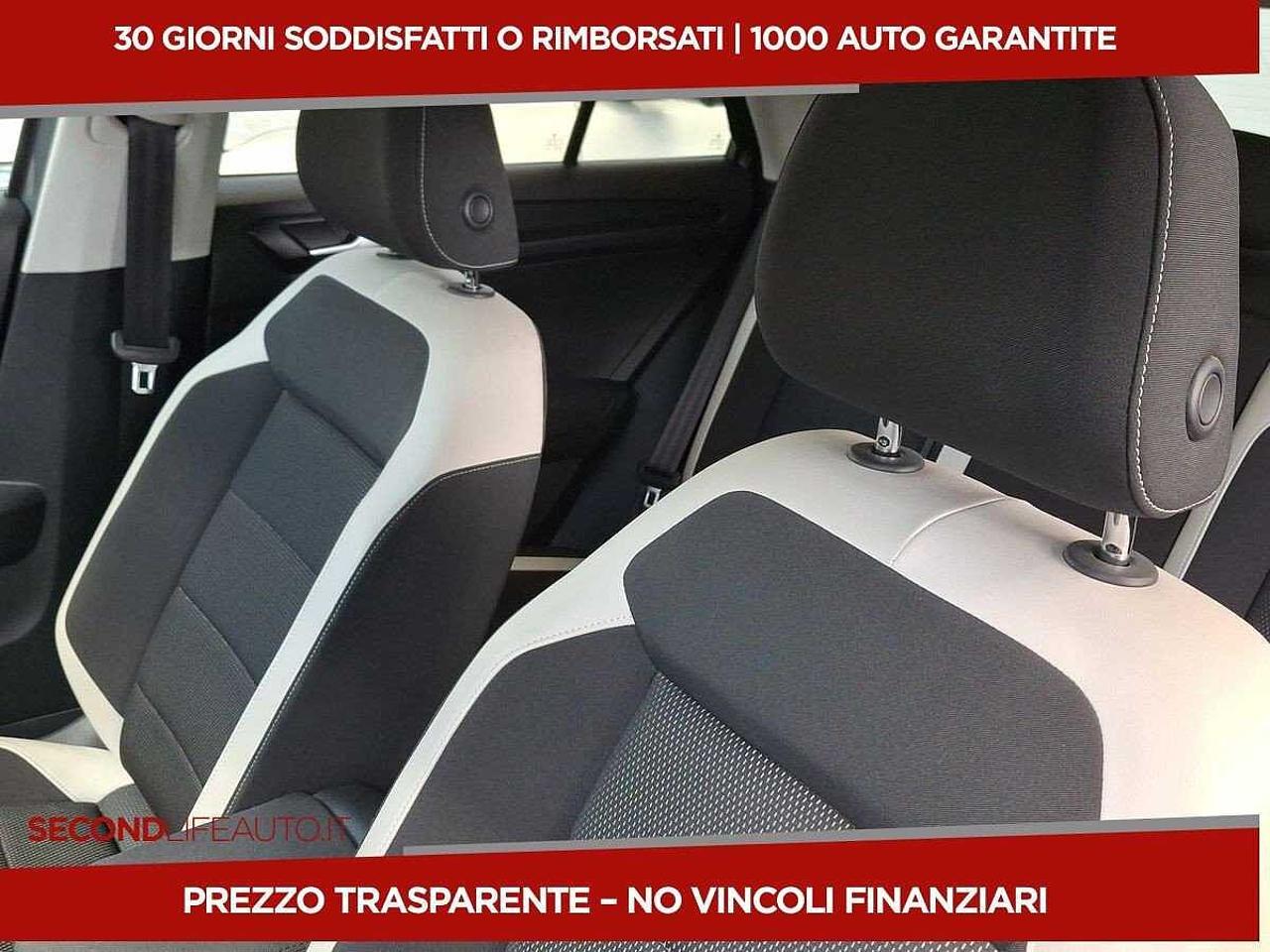 Volkswagen Volkswagen T-Roc usata, con appoggiatesta anteriori