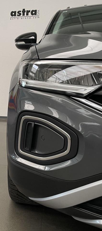 Volkswagen Volkswagen T-Roc usata 14