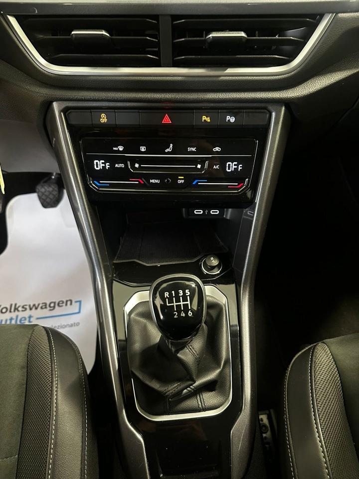 Volkswagen Volkswagen T-Roc usata 9