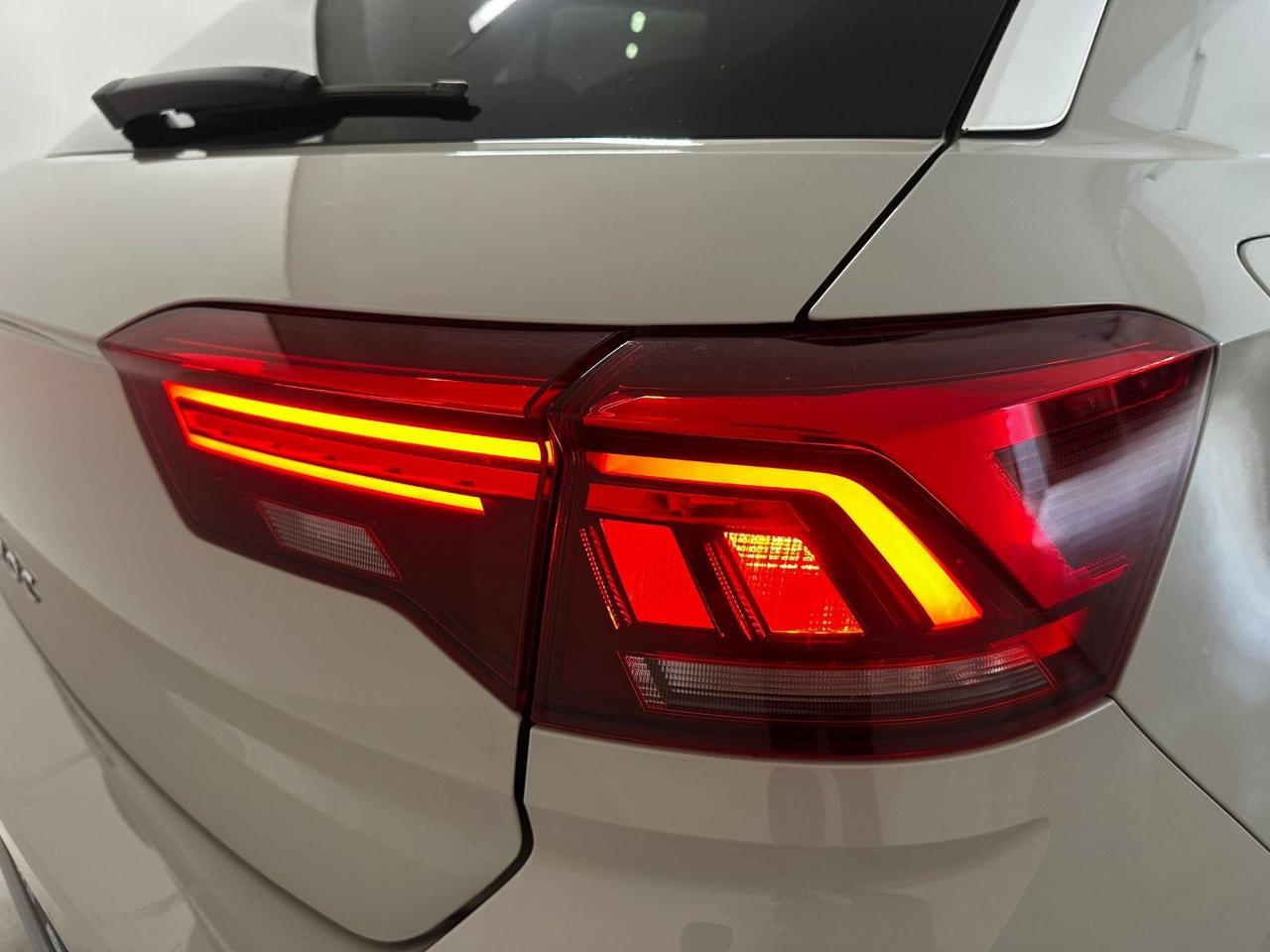 Volkswagen Volkswagen T-Roc usata 17